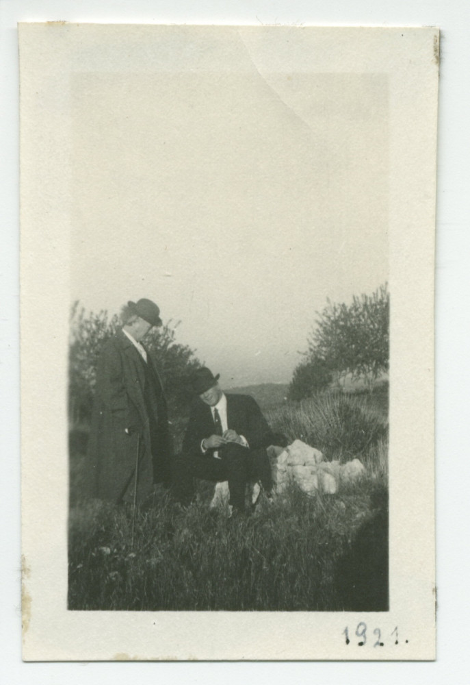 Photographie de Paderewski en compagnie de Mr O'Donnell sur le «Rancho Santa Helena» à Paso Robles, en Californie, en 1921