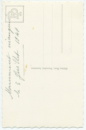 Carte postale de la statue de Paderewski (vue d'angle) sise dans le Parc de Seigneux à Morges, réalisée par Milo Martin et inaugurée le 3 juillet 1948 – photographie noir-blanc de profil – éditée par Perrochet à Lausanne