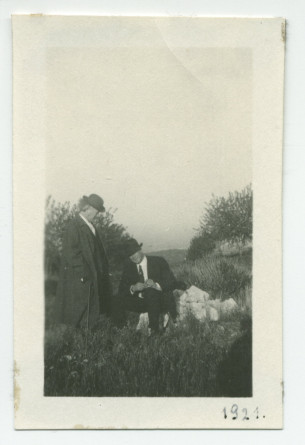Photographie de Paderewski en compagnie de Mr O'Donnell sur le «Rancho Santa Helena» à Paso Robles, en Californie, en 1921