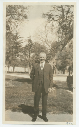 Photographie de William Hemphill, l'intendant du «Rancho Santa Helena» à Paso Robles, en Californie, en 1923