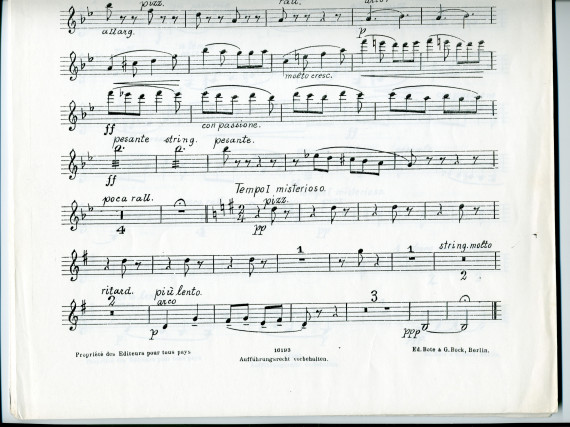 Partition de la transcription pour orchestre par l'auteur du «Chant d'amour» tiré de l'«Album de mai, scènes romantiques pour piano» op. 10 n° 2 de Paderewski (Ed. Bote & G. Bock, Berlin)