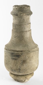 Fragment des ruines de la propriété de Riond-Bosson récupéré avant son dynamitage par l'armée en 1965-1966